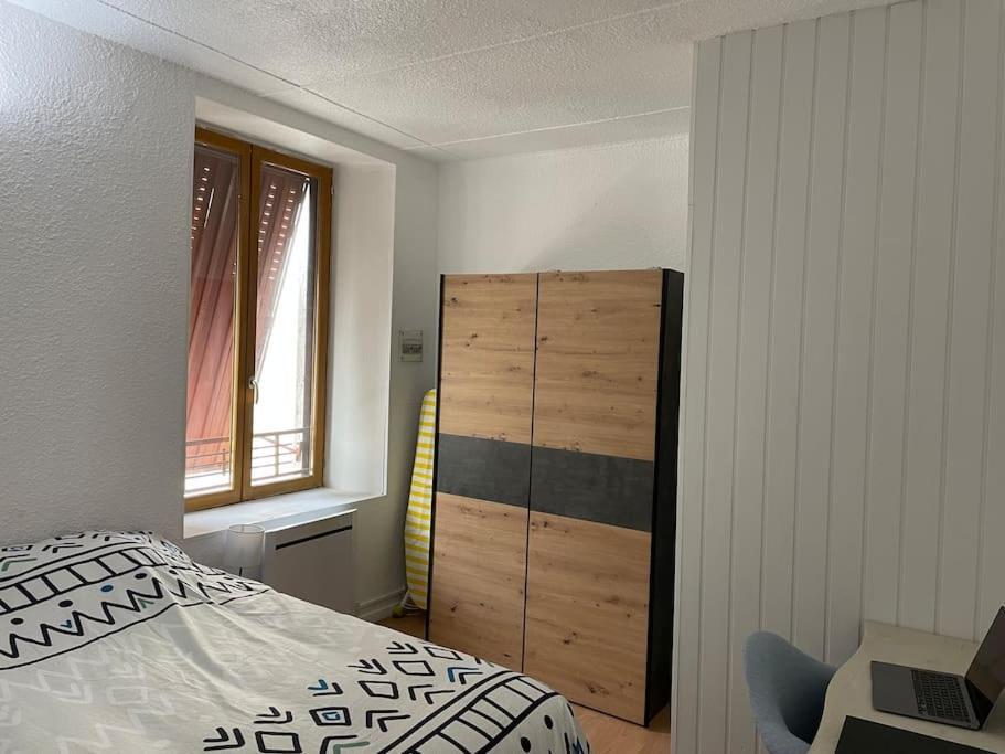 Bourbonne Les Bains, Appartement T2 Pour 2 Buitenkant foto