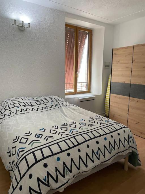 Bourbonne Les Bains, Appartement T2 Pour 2 Buitenkant foto