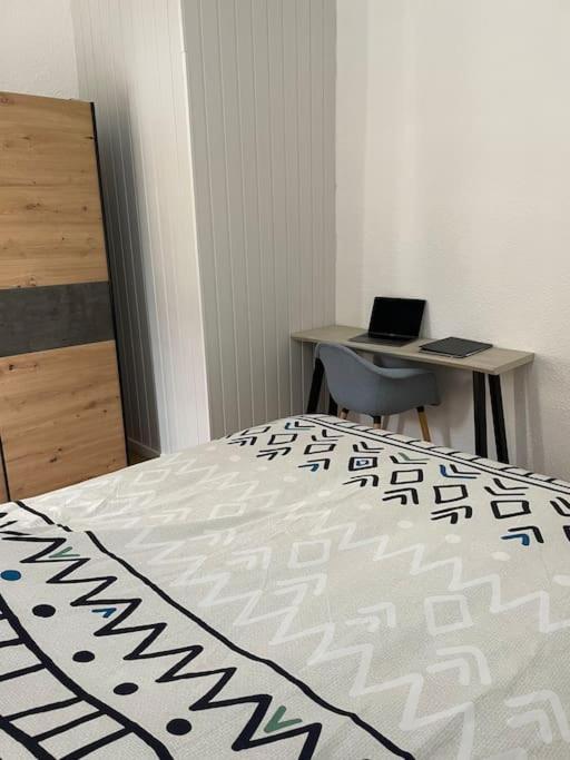 Bourbonne Les Bains, Appartement T2 Pour 2 Buitenkant foto